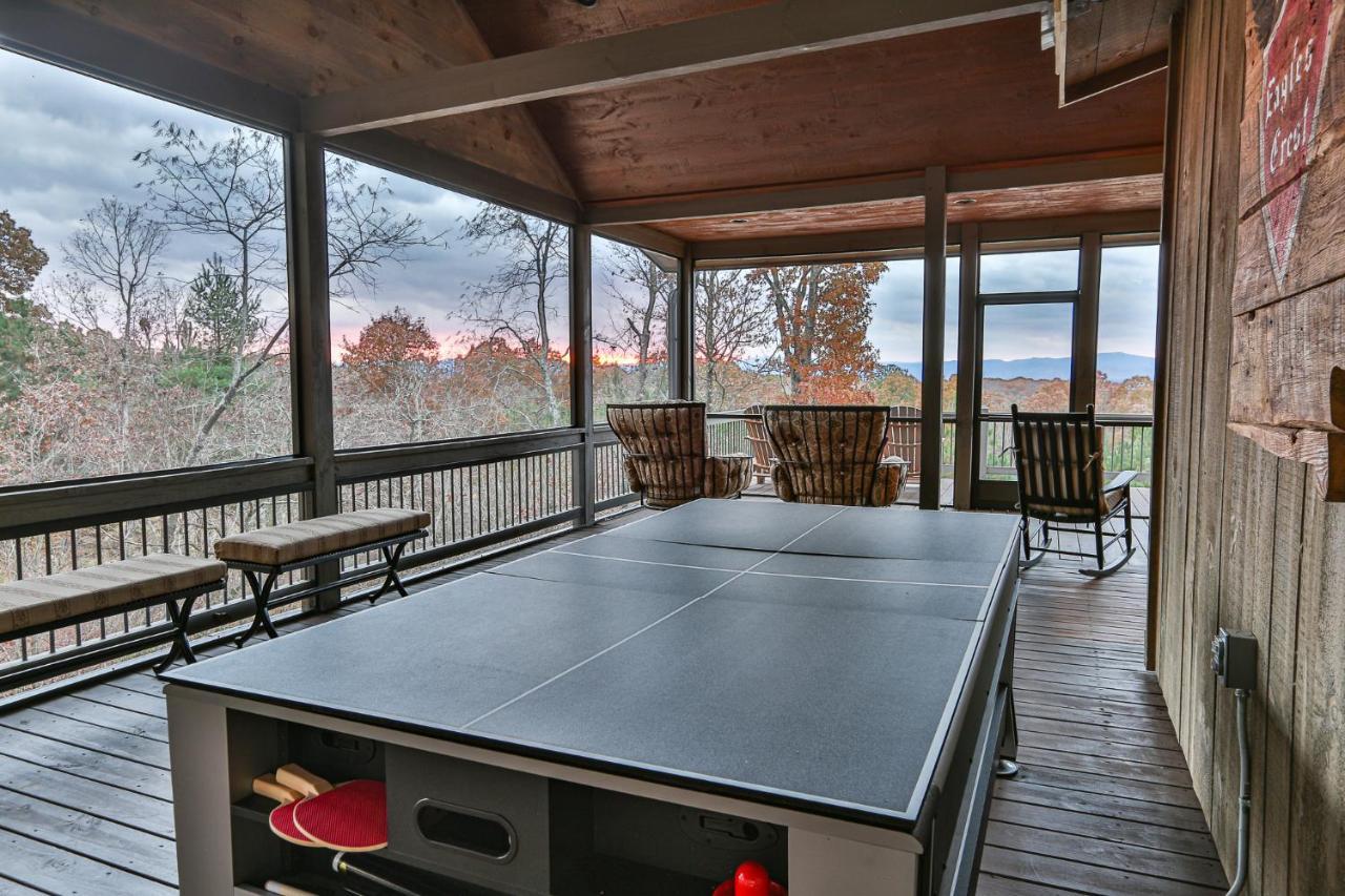 Eagles Crest - Long Range Layered Mountain Views In Peaceful Neighborhood! Villa Mineral Bluff Bagian luar foto